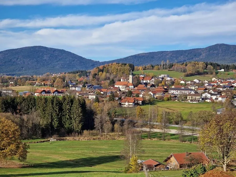 Ferienwohnungen Edenhofer-Kollmer Drachselsried